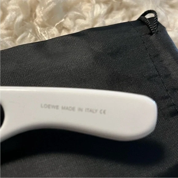 Loewe White and Black Wave Sun Glasses - Picture 5 of 6